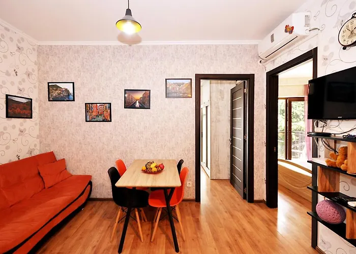 Apartment Art Django Old Avlabari
